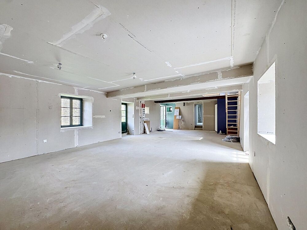 Maison en pierre 6 pièces 160 m2 proche Rance