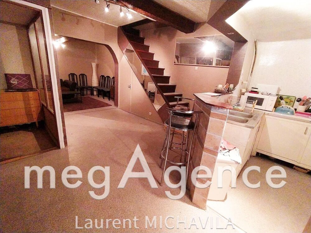 Maison de village de 85m2 avec garage de 40m2 ouvrant sur le parc ??