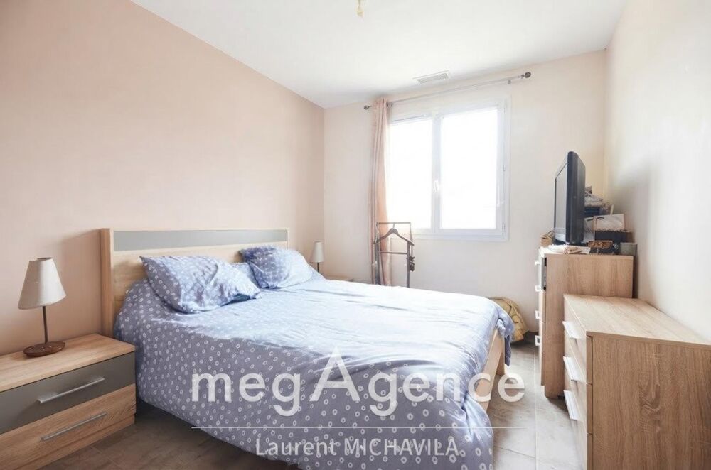 Vente Maison **SAUVIAN – MAISON DE PLAIN-PIED 4 PIÈCES AVEC 3 CHAMBRES JARDIN ET TERRASSE** Sauvian