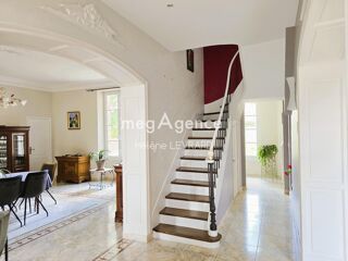  Maison à vendre 11 pièces 263 m²