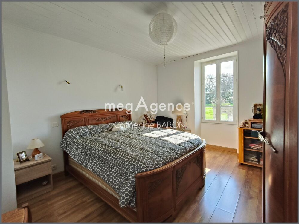 Vente Maison Maison en pierre 190m2 - 3 chambres - bureau - Jardin Javrezac