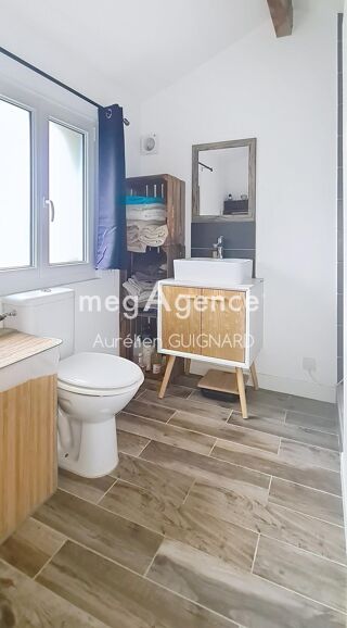 Vente Maison Chaleureuse, 2 Chambres. Bel espace en pelouse avec jardin. Garage / Dépendance LaubreÇais