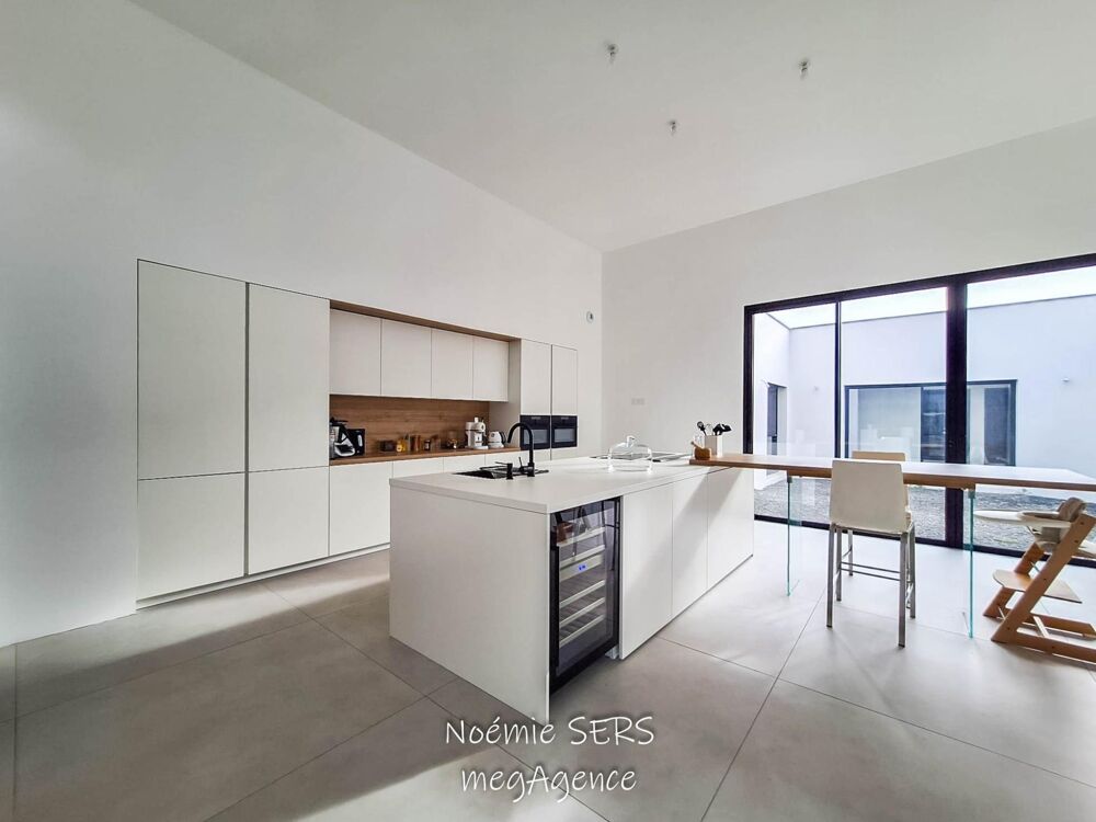 Maison 7 pièces 220 m² · à Sevremoine · 220 m² · 535 000 €