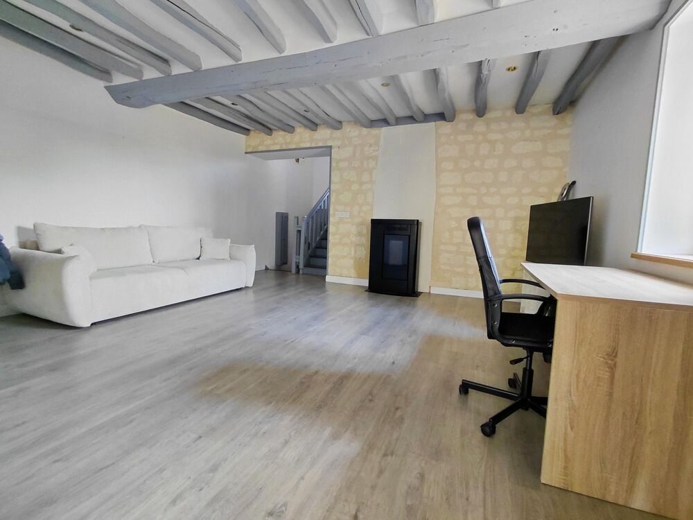 Maison de pierre 3/4 chambres avec dépendances rénovées