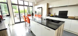  Maison � vendre 7 pi�ces 200 m�