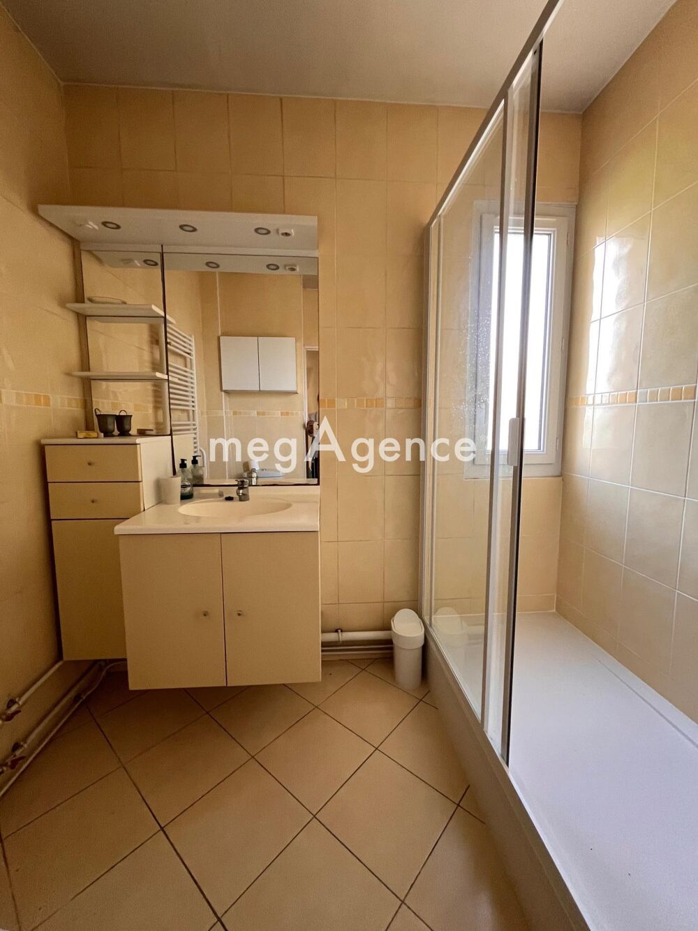 � vendre  Appartement Saint-Nom-la-Bret�che (78860)