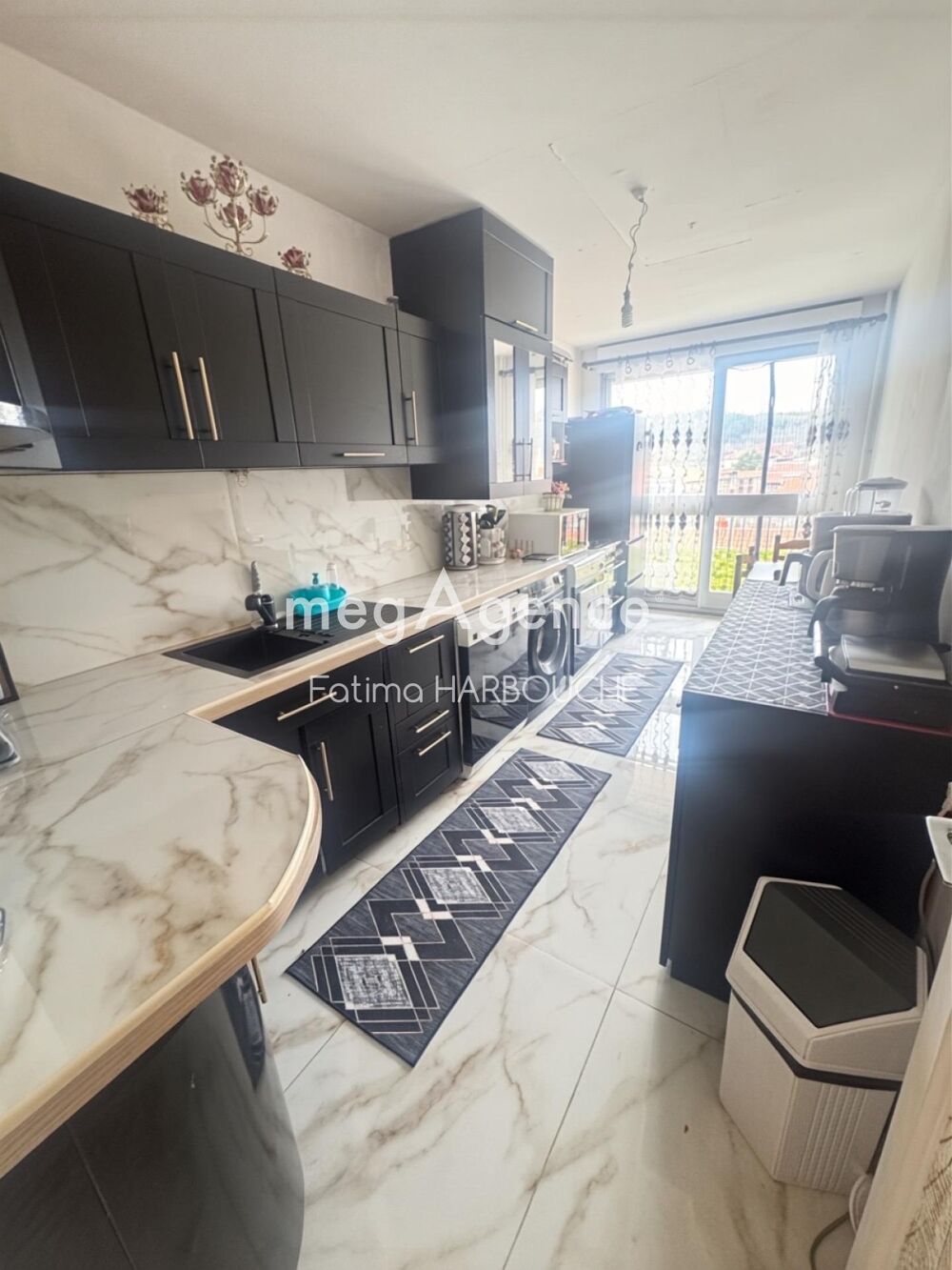 Vente Appartement Bel appartement au cœur de St Etienne (avec garage) grand balcon +Cave+Ascenceur Saint-etienne