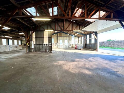   Bâtiment de 800 m2 environ 