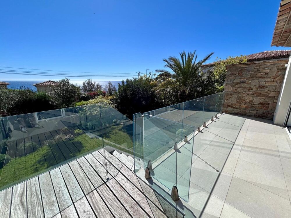A VENDRE : Villa T5 150m² NEUVE VUE MER - CAVALAIRE-SUR-MER
