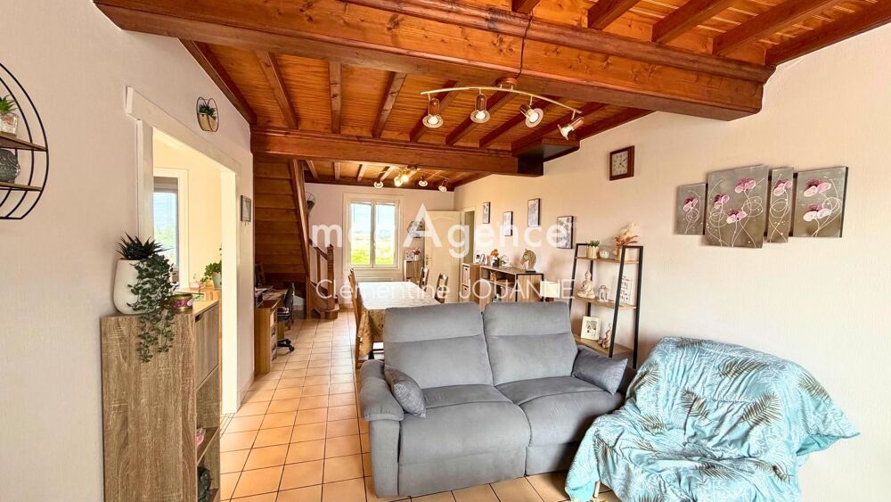 Vente Maison Emplacement rare :Maison traditionnelle avec vue mer, à proximité immédiate du port de Dielette Treauville