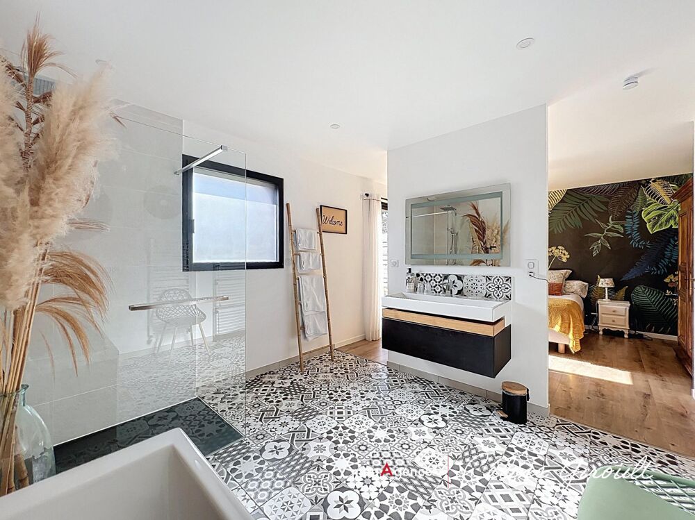 Vente Maison Maison d'architecte avec logements atypiques et espace bien-être ! Avranches