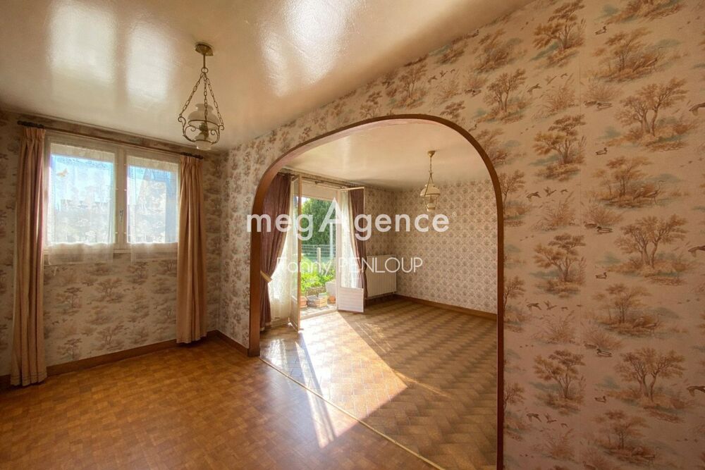 Maison 4 pièces 91 m² · à Le Val-Saint-Pere · 91 m² · 163 000 €