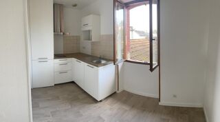  Immeuble à vendre 180 m²