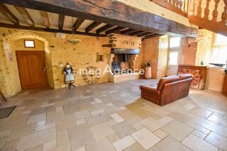  Propriété/château à vendre 7 pièces 268 m²