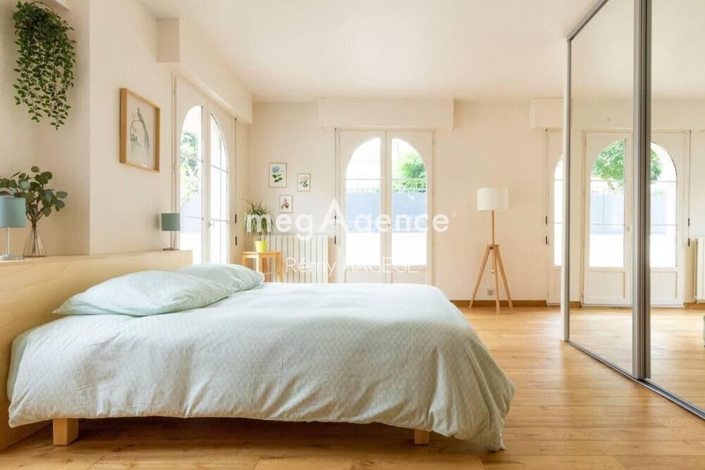 Appartement 8 pièces 185 m2