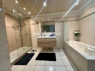  Maison à vendre 8 pièces 247 m²