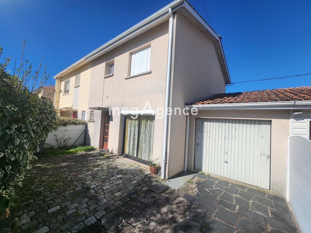 Vente Maison Maison 4 pièces avec jardin et garage – Fort potentiel à Bassens Bassens
