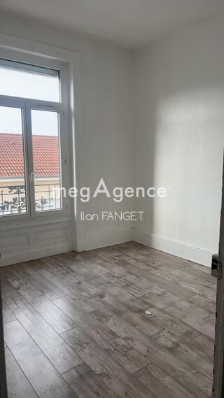  Appartement  vendre 8 pices 158 m