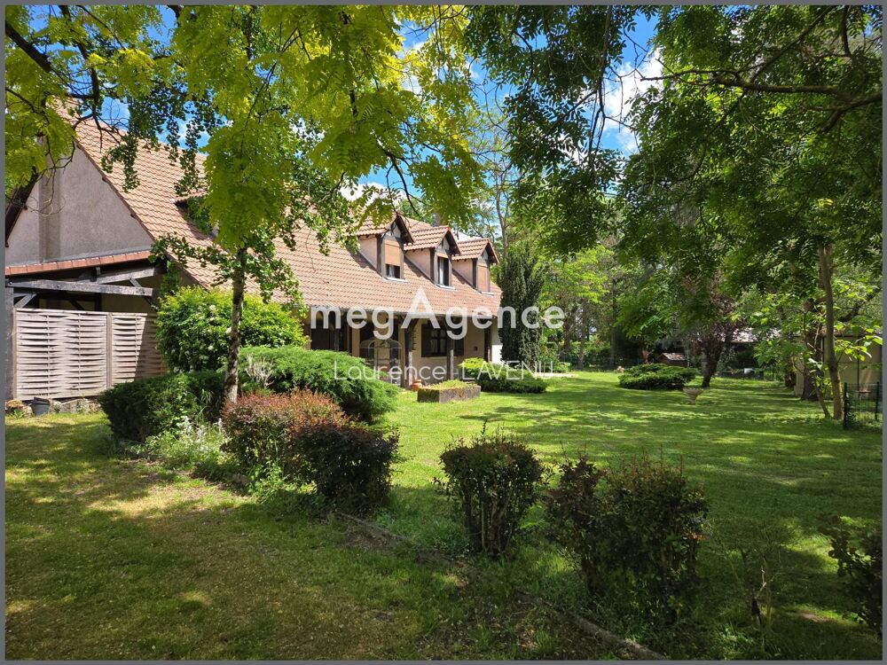 Maison avec le nécessaire en plain-pied et 2 ha