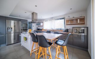  Maison à vendre 7 pièces 206 m²
