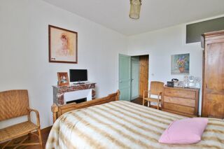  Maison � vendre 10 pi�ces 220 m�