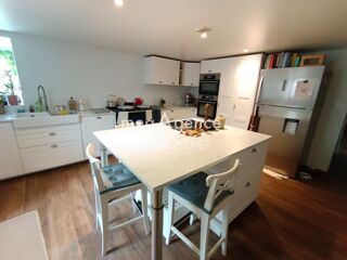  Maison à vendre 12 pièces 296 m²
