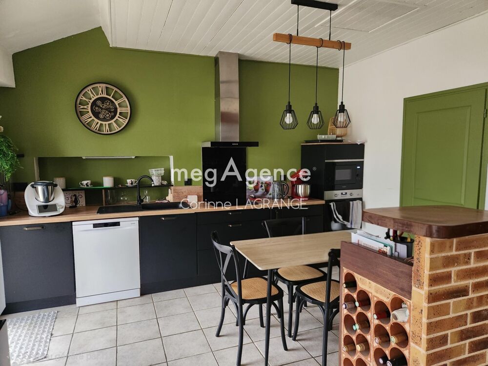 Maison en pierre de 4 pièces,120 m2
