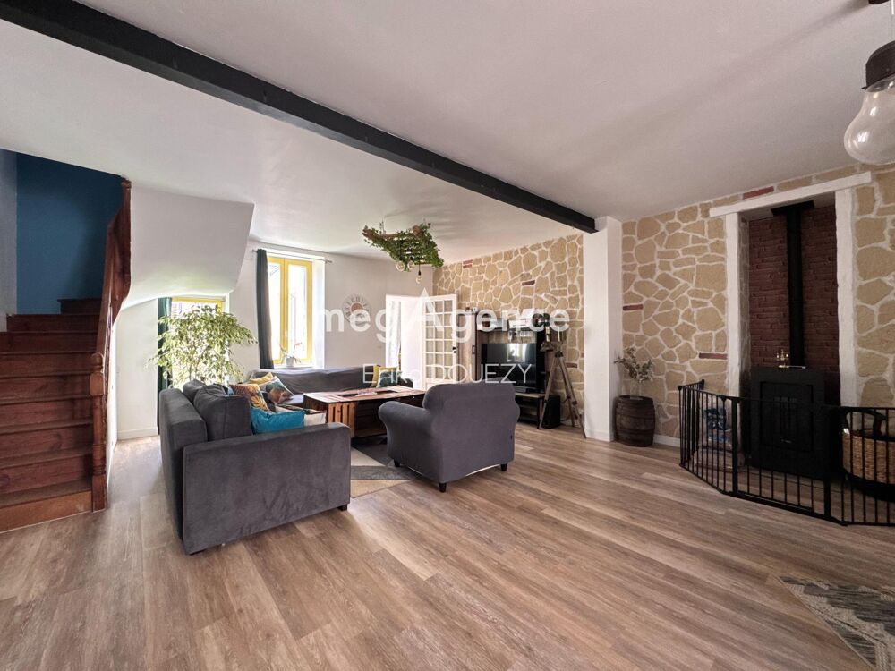Vente Maison Maison de ville 6 pièces, 3 chambres, volumes Mortagne-sur-sevre