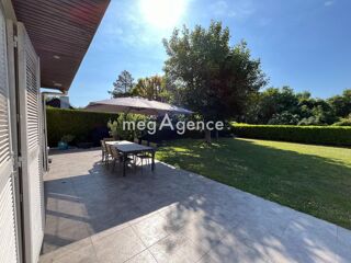  Maison à louer 7 pièces 175 m²