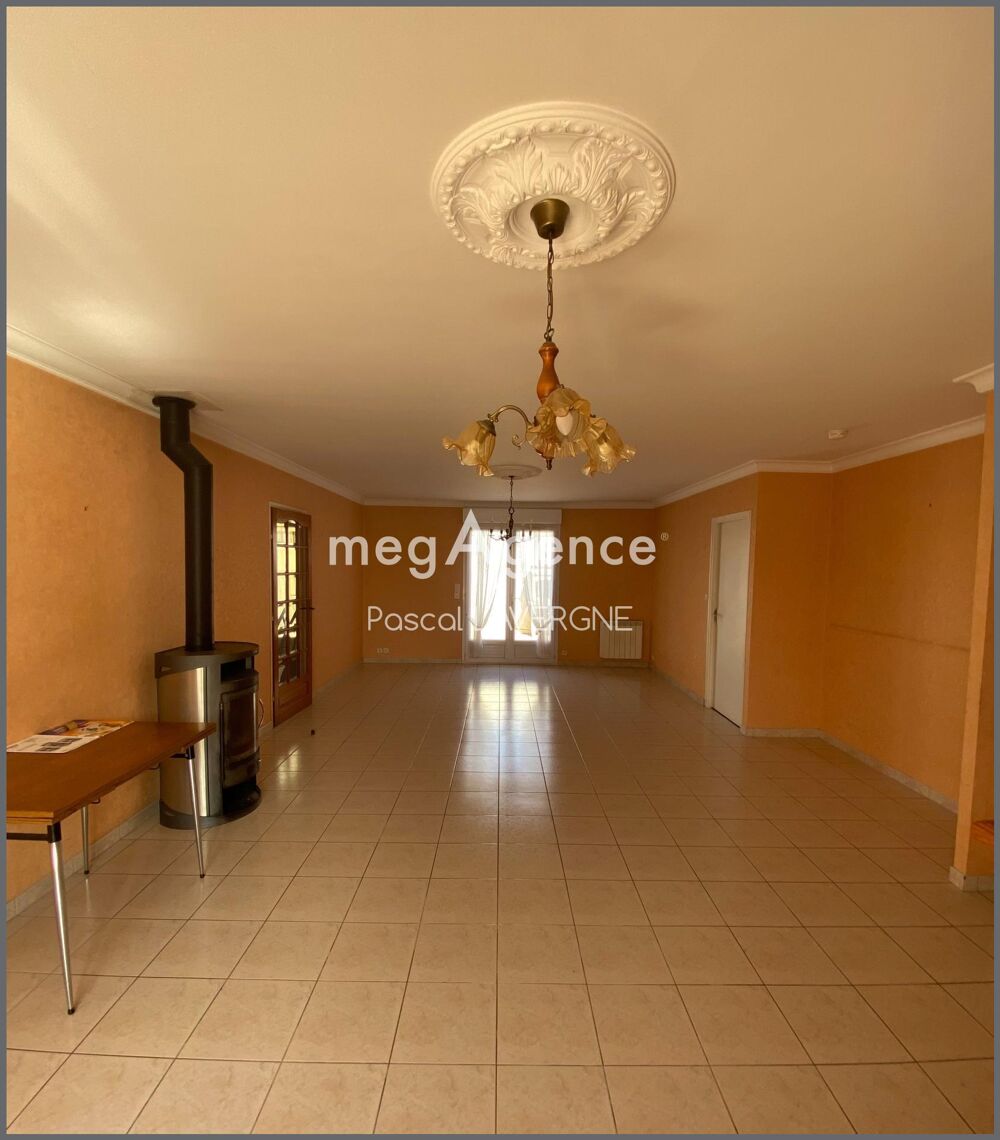 Maison de plain-pied de 2000 avec garage de 47 m2 - Proximité commerces et plages