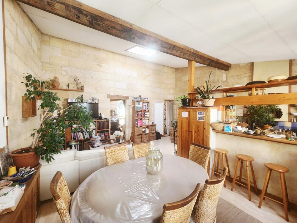 Maison en pierre de caractère au coeur des Chartrons