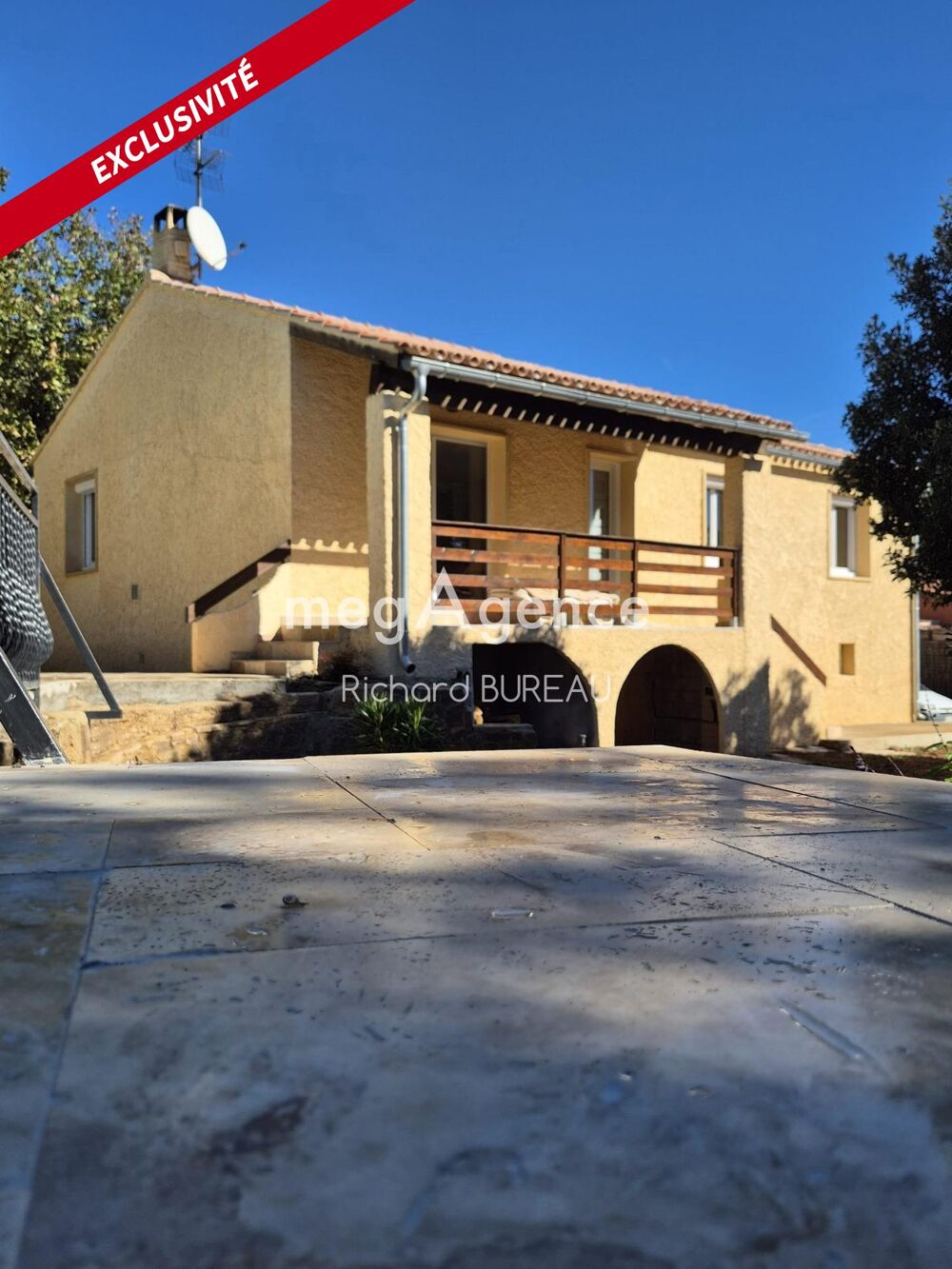 Villa avec piscine et garage de 90 m²