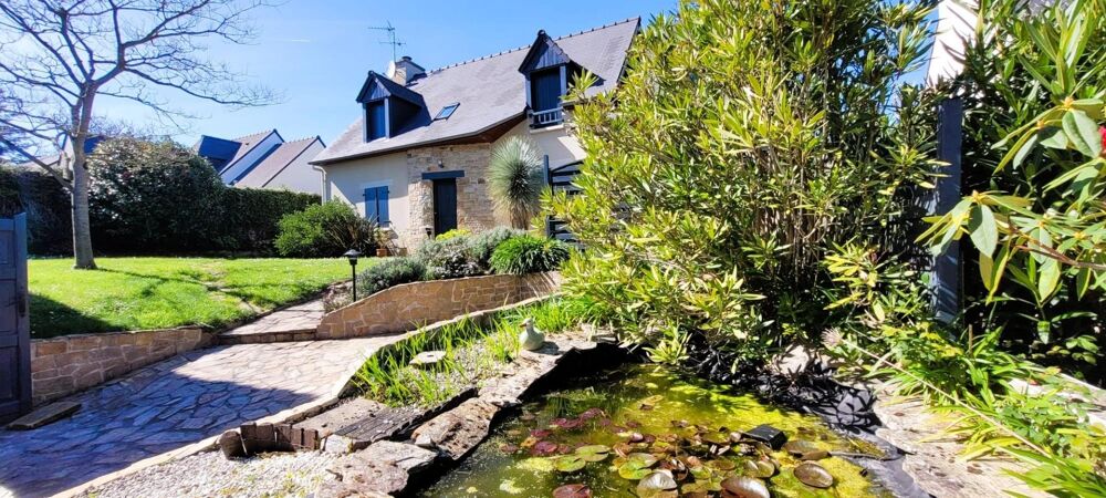Maison 5 chambres, studio et T2.