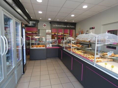 Ecouves 61250.Murs et fond boulangerie patisserie. 245000 61250 Écouves
