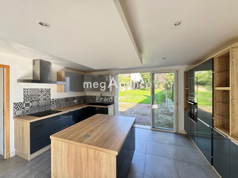 Vente Maison Maison 5 chambres 1 bureau, jardin, garage Maulevrier