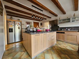  Maison � vendre 8 pi�ces 295 m�