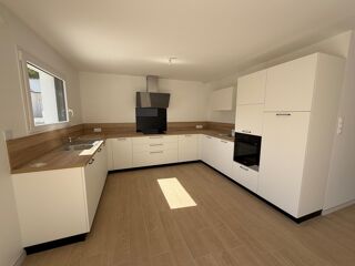  Maison à louer 5 pièces 105 m²