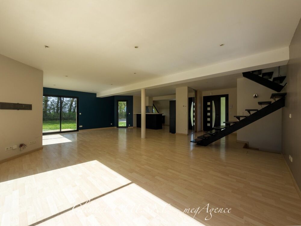4 CHAMBRES / PIECE DE VIE 63M2 / AUCUN VIS-A-VIS