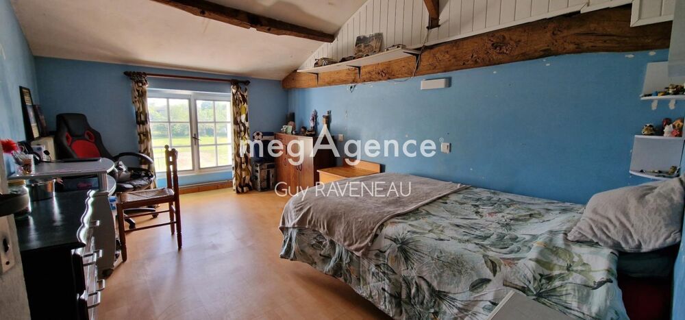 Vente Maison À quelques minutes de Thouars – Maison familiale avec jardin clos, garage et potentiel d'agrandissement Thouars