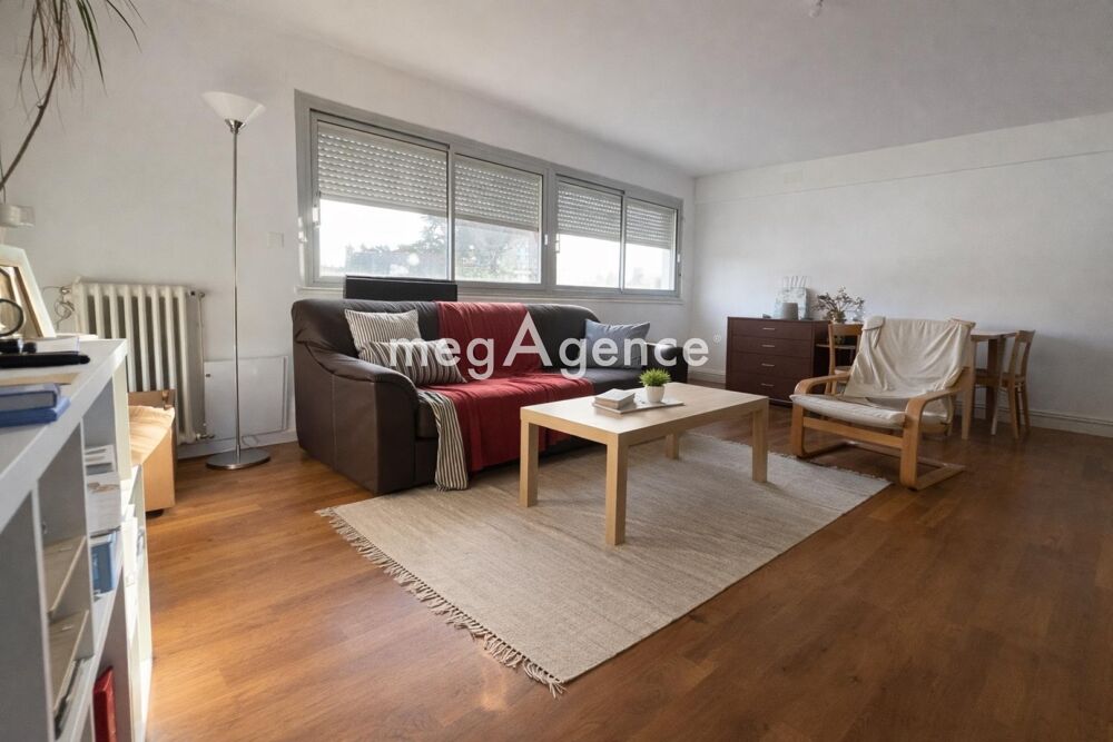 T5 lumineux 87 m²  Garage  Proche gare SNCF