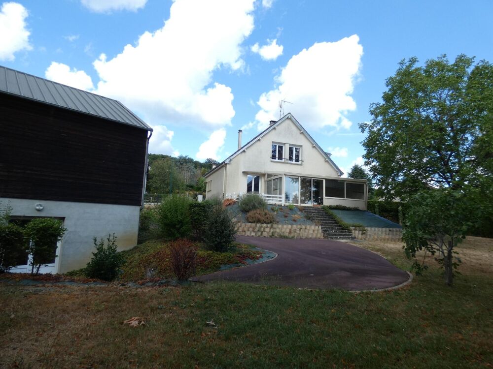 Ecouves-Radon,propriété au calme près centre bourg