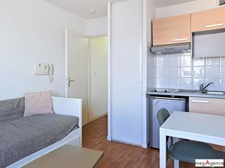  Appartement à louer 1 pièce 18 m²