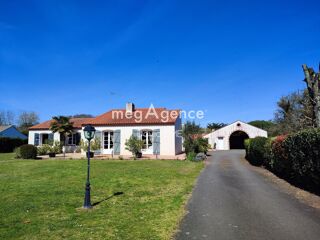  Maison  vendre 8 pices 167 m