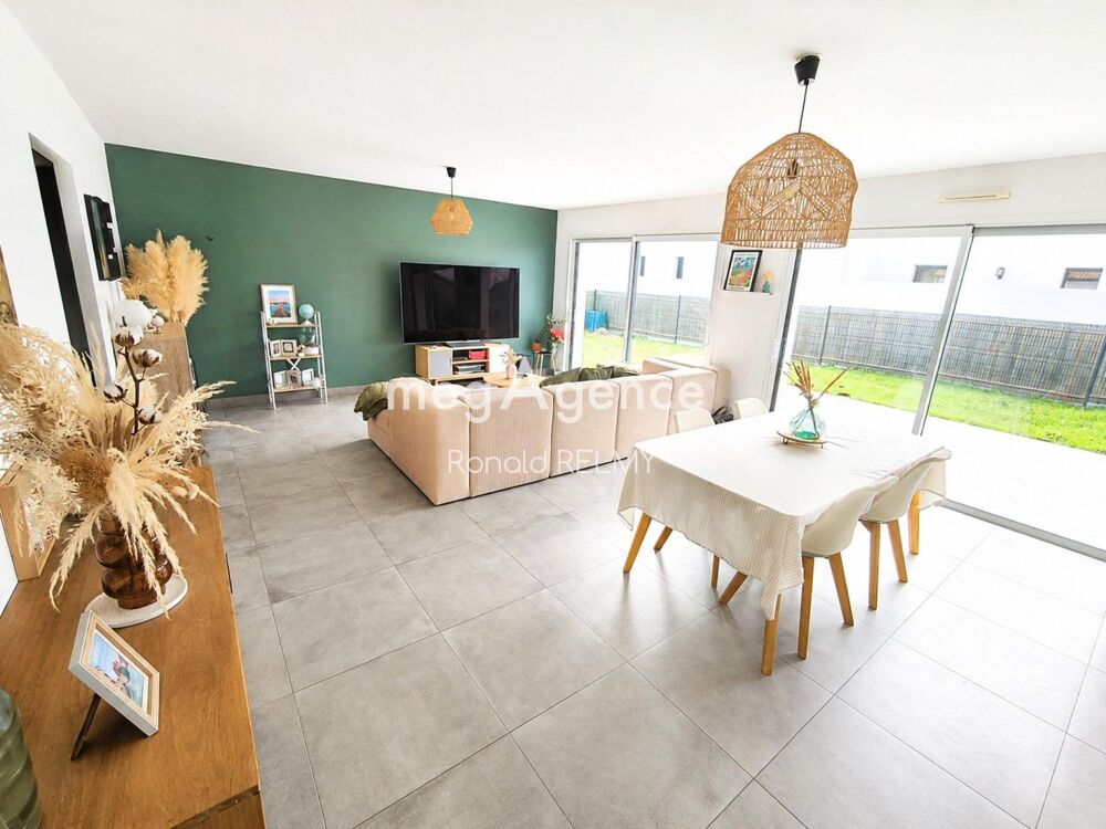 Maison familiale récente (2022) aux normes RE2020  Confort moderne à Aizenay (85190)