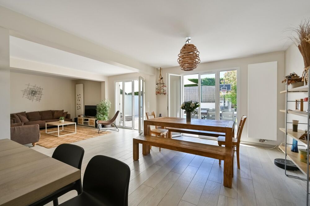Maison individuelle avec piscine coeur de village