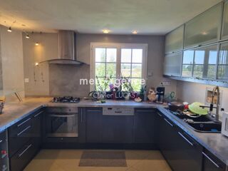  Maison � vendre 9 pi�ces 165 m�