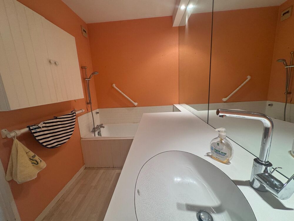 Vente Appartement Larmor-Plage – Appartement familial de 100 m² potentiel 4 chambres et environnement verdoyant à quelques minutes des plages. Larmor-plage
