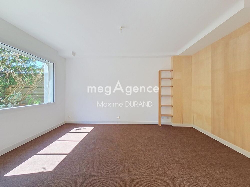 Vente Maison Maison 4 chambres - Atelier 150 M² Cholet