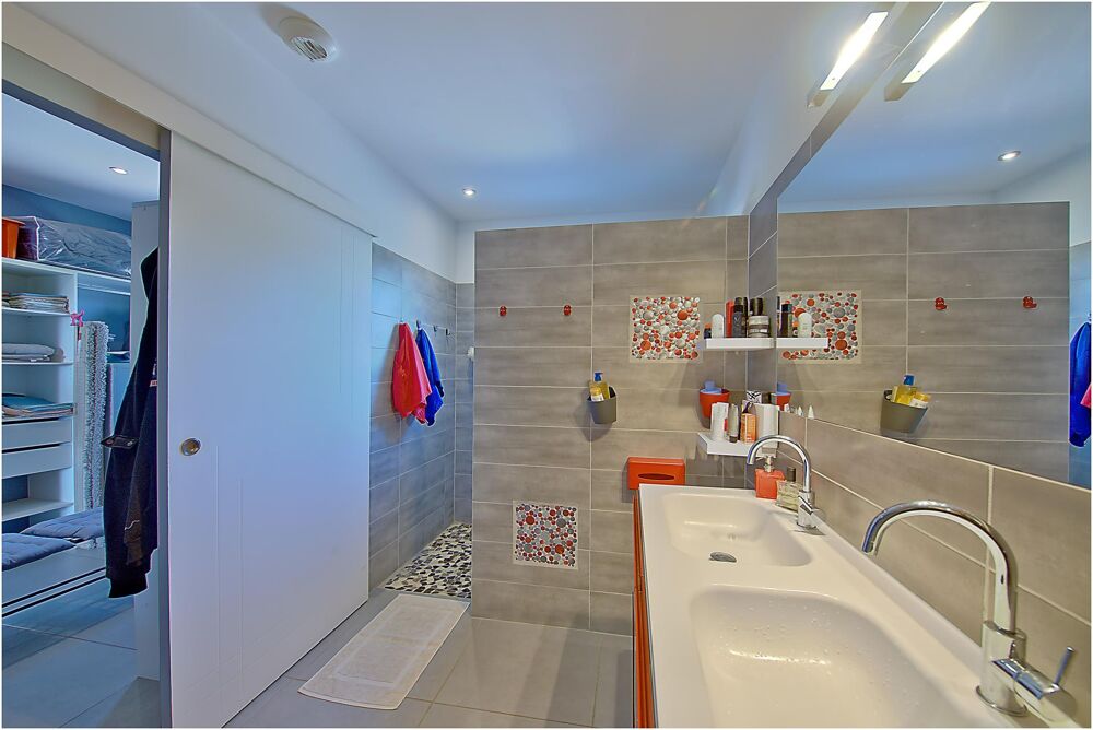 � vendre  Maison Solaro (20240)