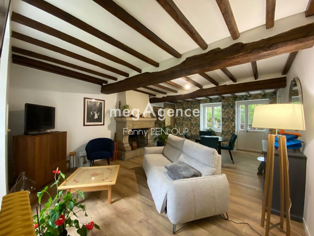 LE TEILLEUL - 50640 : Maison en pierre rénovée de 138 m2 avec jardin arboré et dépendances
